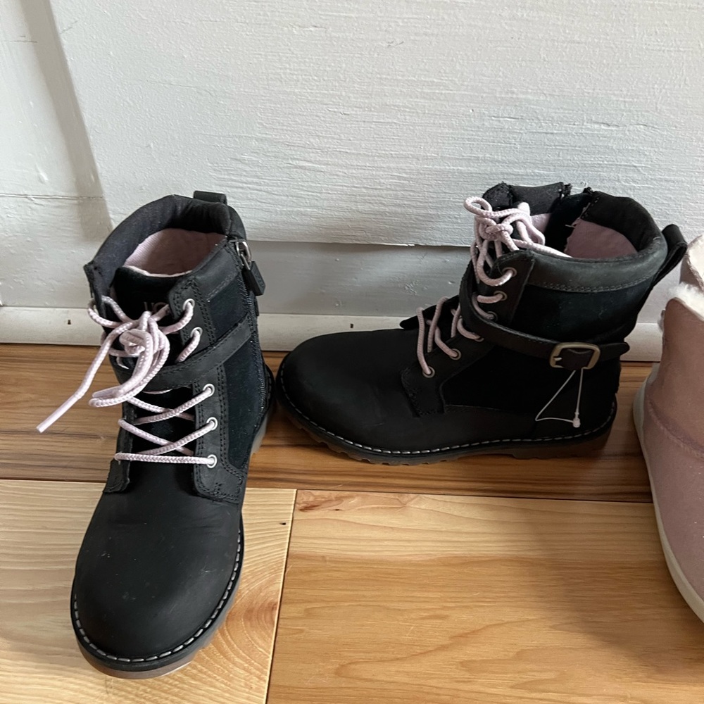 Ugg boots for girls